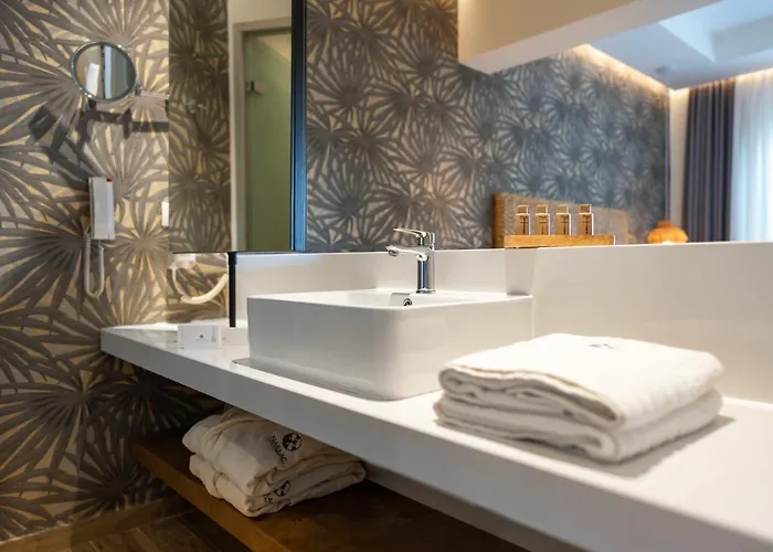 Naillac Boutique Hotel