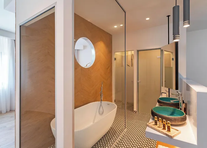 Naillac Boutique Hotel