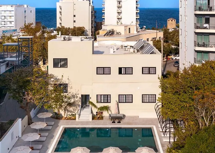 Naillac Boutique עיר רודוס